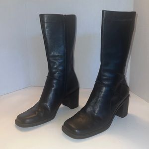 Bass leather boots women’s size 8 1/2 Black